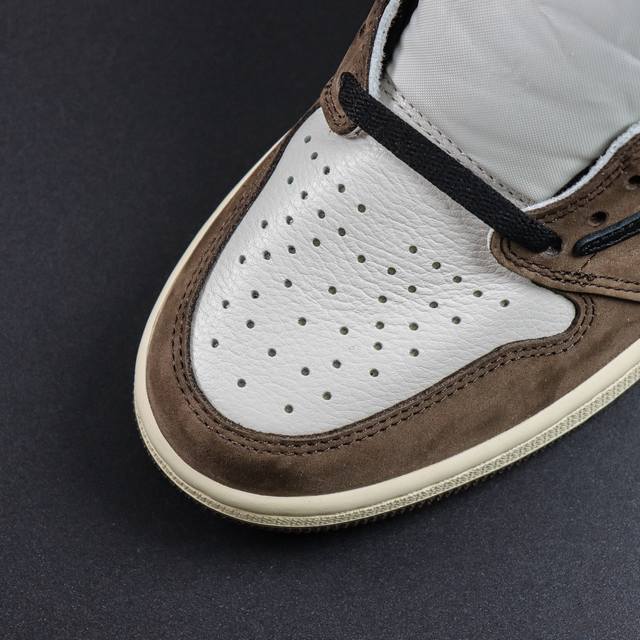 渠道优势 ！ Ljr纯原 Aj1 Travis Scott X Jordan Air Jordan 1 High Og Ts Sp 倒钩深棕 Ljr版本纯原生产