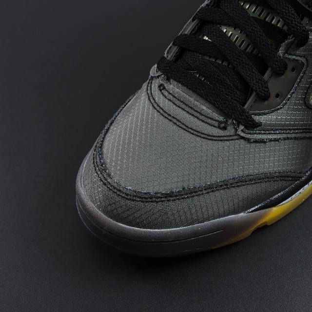 渠道优势 ！ Ljr纯原 Aj5 Off-White X Air Jordan Retro 5 Sp 黑蝉翼 Ljr纯原生产线出品 原装裸鞋级别产物 原材料覆盖