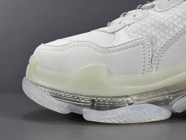 渠道优势 ！ Ok版 巴黎 Balenciaga巴黎世家 Triple S Clear Sole Sneaker 系带 低帮 老爹鞋 男女同款 尺码35 36