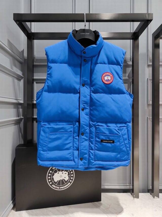 渠道优势，支持代发！ 外贸保真版：大鹅20款马甲 天空蓝 Canada Goose Log徽标男款羽绒马甲 Size：Xs S M L Xl Xxl