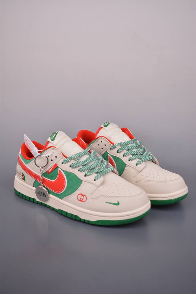 Nike Sb Dunk Low 北面联名 纯原大厂出品 极力推荐 原装头层材料 独家版型蒸餾加工 帶來的是更好的视觉和脚感体验 大厂纯原品质出货 清洁度 电绣