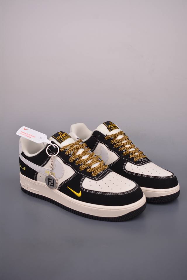 Nike Air Force 1 Low 芬迪联名 原楦头原纸板 打造纯正空军版型 专注外贸渠道 全掌内置蜂窝气垫 原盒配件 原厂中底钢印、拉帮完美 官方货号: