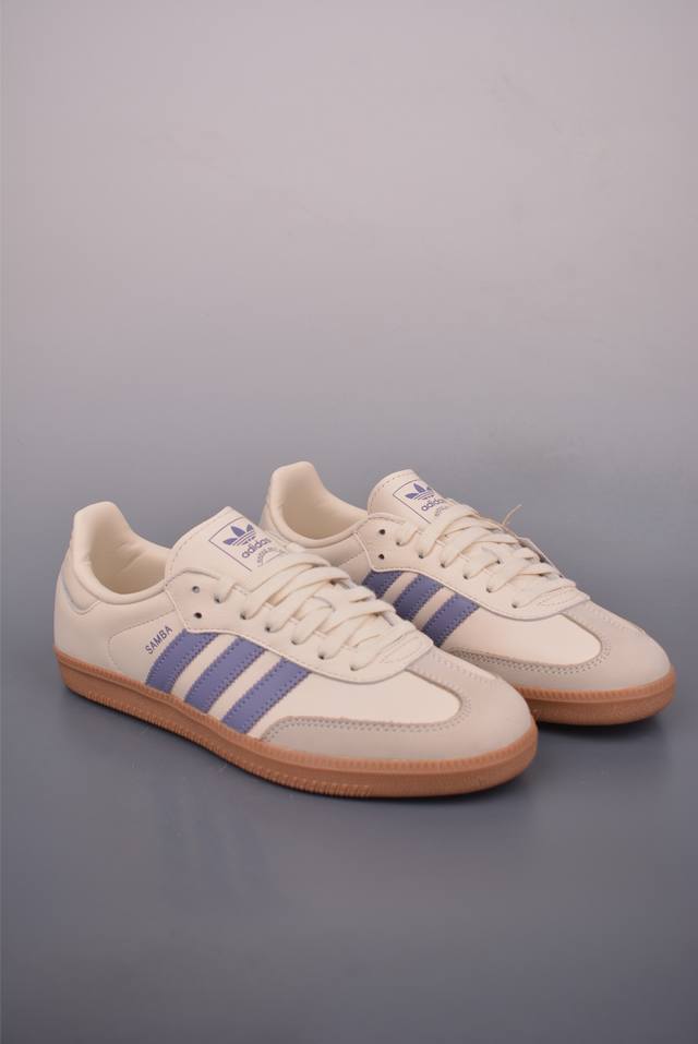 Adidas Samba Og 复古桑巴板鞋 纯原大厂出品 这款桑巴鞋展示了高质量的工艺 带有装饰的超锁缝制和无缝的手感 柔软、柔软的皮革造型和标志性的3条纹完