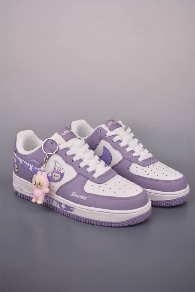 Nike Air Force 1 Low Labubu联名 原楦头原纸板 打造纯正空军版型 专注外贸渠道 全掌内置蜂窝气垫 原盒配件 原厂中底钢印、拉帮完美 官