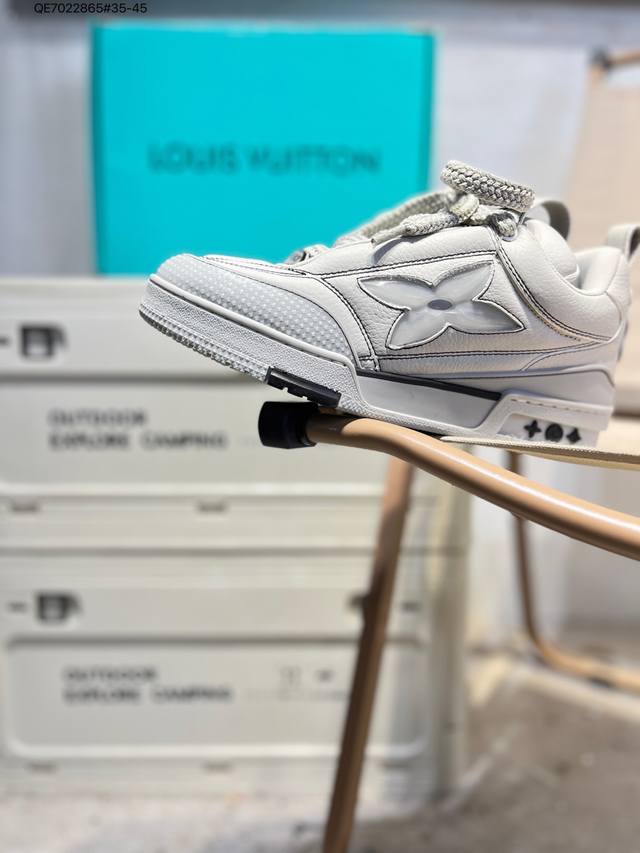 原 版本 双十一福利特价路易威登 Louis Vuitton Lv路易威登板鞋 新款 Lv Trainer最新配色运动鞋 L家 篮球鞋风格运动鞋 该鞋由艺术总监