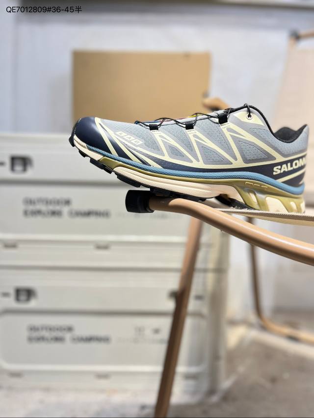 Salomon Xt-6 Gtx萨洛蒙户外越野跑鞋 鞋面采用Sensifit贴合技术 全方位贴合包裹脚型 鞋跟部鞋底牵引设计 提供强大的抓地性能 更适应野外崎岖