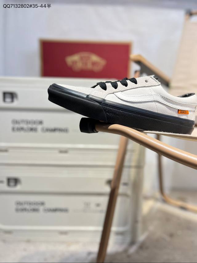 Vanssk8-Low万斯范斯官方 经典复古休闲运动板鞋，高端支线原始硫化工艺，艺术来源于生活成为了Vans美学的个性潮流标志，代表着光和希望，让你变得更加明亮