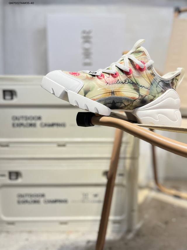 原 版本 双十一福利特价 广东原装高端版本 迪奥系列 迪奥 Dior D-Connect 运动休闲 马蹄鞋 Dior 迪奥 经典老款19Ss巴黎时装周第一场分量