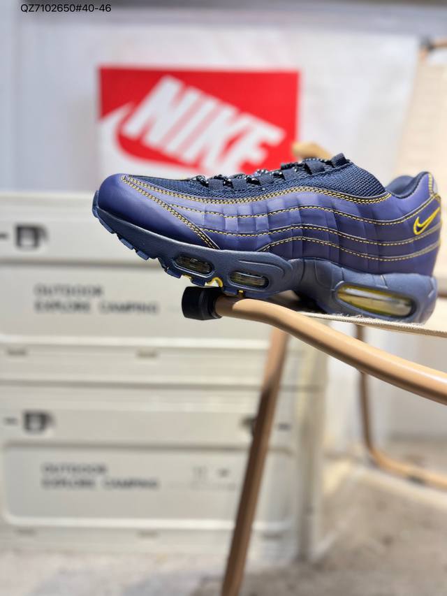 Cdg X Nike Air Max 95 联名复古 潮流百搭 气垫缓震慢跑鞋 Air Max 95就是源于设计师塞吉奥 罗扎诺的构想 Nike Air Max