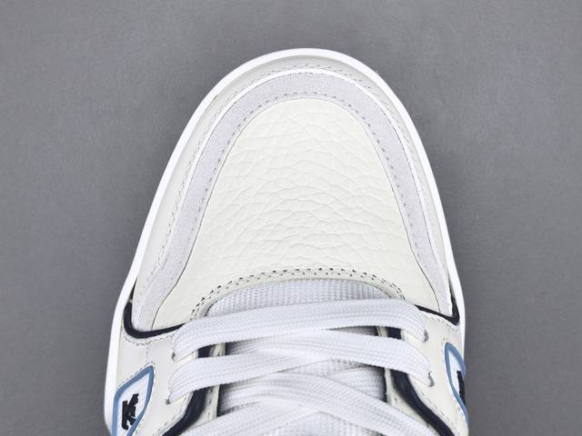 渠道优势 ！ 专柜版 驴牌 Lv Trainer 情侣限定系列 休闲 低帮 时尚板鞋 尺码38 39 40 41 42 43 44 45 46男款 注：此款比运