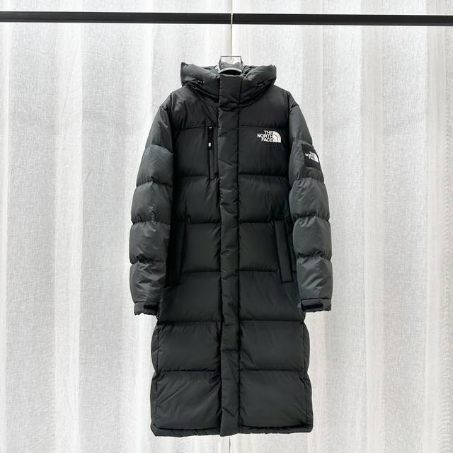 特价清仓 标价就是卖价！数量不多先到先得！ 注意 特价产品 不退不换 外贸保真版 北面 ｜北面长款印花系列 Fw23 连帽羽绒服 产品配色：黑色 白色 码数：X