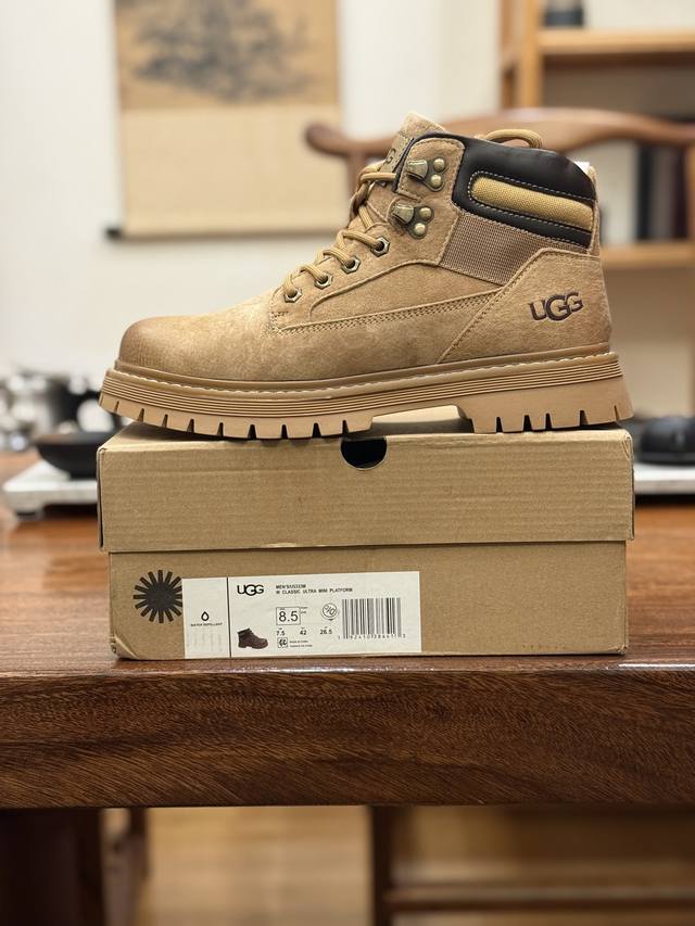 新货#Ugg秋冬新品 毛绒一体内里保暖锁热 秋冬必备 户外中帮休闲马丁靴雪地靴系列 广东大厂品质 秋冬新款 时尚潮流搭配 面料釆用意大利进口磨砂牛皮 全鞋真牛皮