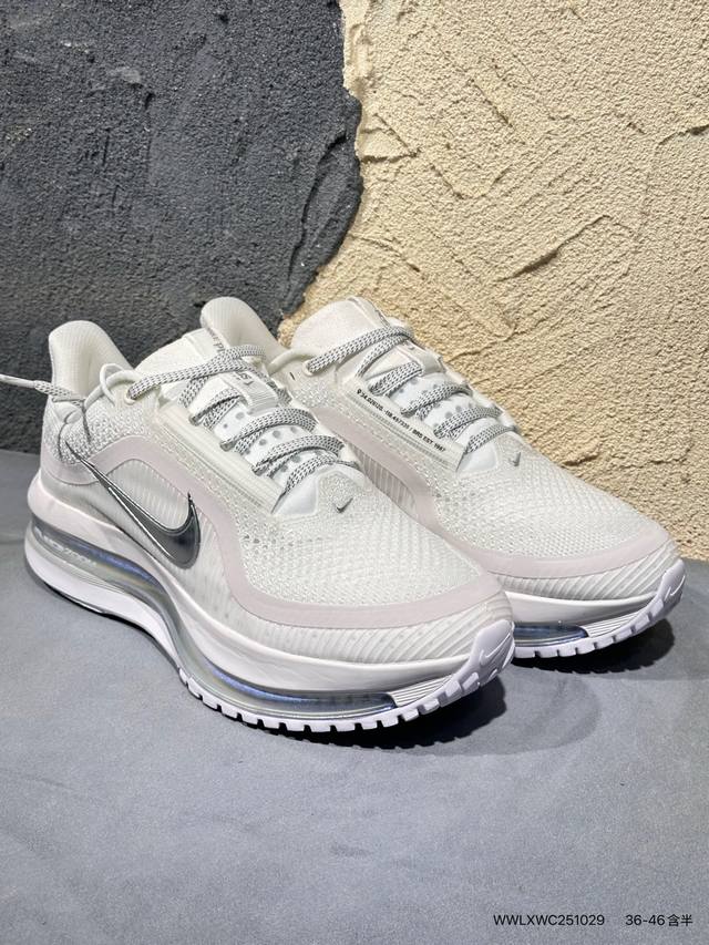 新品上市实拍 Nike Pegasus Premium 减震防滑耐磨透气 低帮 跑步鞋 兼顾迅疾外观和稳固脚感 后跟覆面和中足动态支撑巧妙融合 缔造稳定顺畅的迈