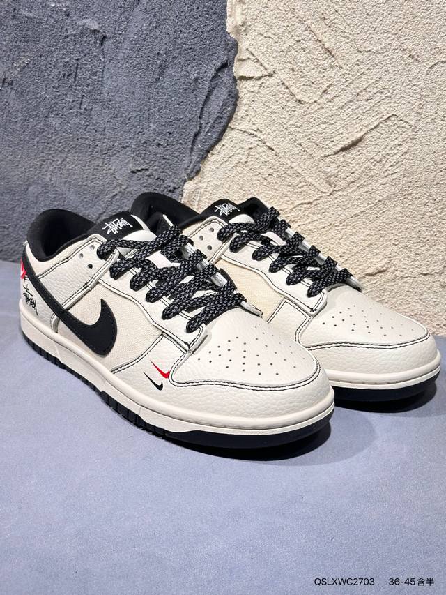 新品上市实拍 耐克Nike Dunk Low 板鞋 Sb系列经典百搭休闲运动板鞋加厚鞋舌的填充，使舒适性大大提升，同时也更方便穿脱中底部分则加入了脚感柔软舒适Z