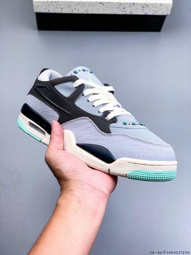 Air Jordan Aj4 Rm 重制版低帮复古篮球鞋 实拍首发 采用了低帮的设计 并保留了众多Aj4的经典元素 鞋身以皮革 麂皮材质拼接打造 Aj4经典的T