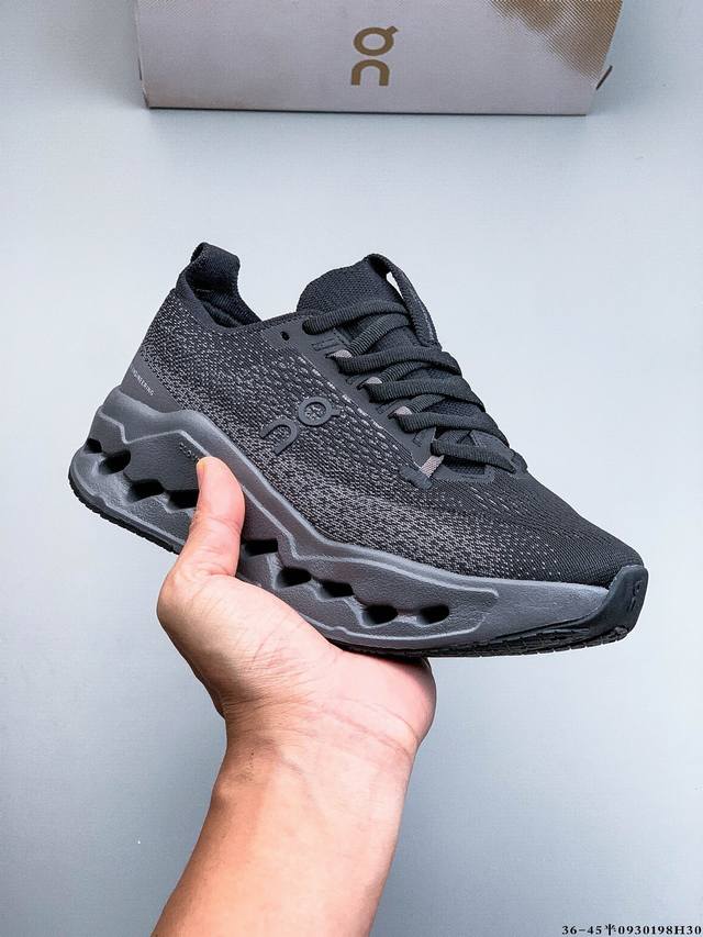 公司级！On昂跑 Cloudsurfer Max 舒适百搭 简约 耐磨 低帮跑步鞋 Cloudsurfer Max鞋身外观的设计灵感源于 On 昂跑的专业竞赛鞋