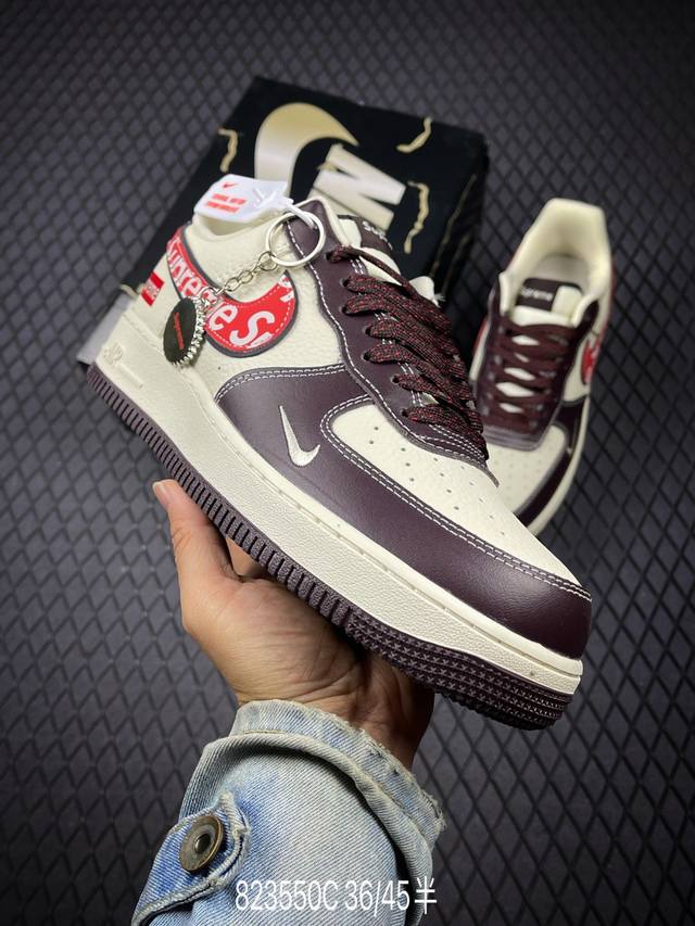 C 公司级Nike Air Force 1‘07 原楦头原纸板 打造纯正低帮空军版型 专注外贸渠道 全掌内置蜂窝气垫 原盒配件 原厂中底钢印、拉帮完美 货号:K