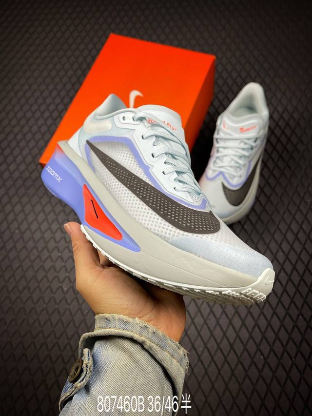 B 公司级Nk Zoomx Invincible Run Flyknit Fk6 Zoom Fly 6轻量飞织低帮休闲运动慢跑鞋 此鞋专为长跑运动员而生 是为5