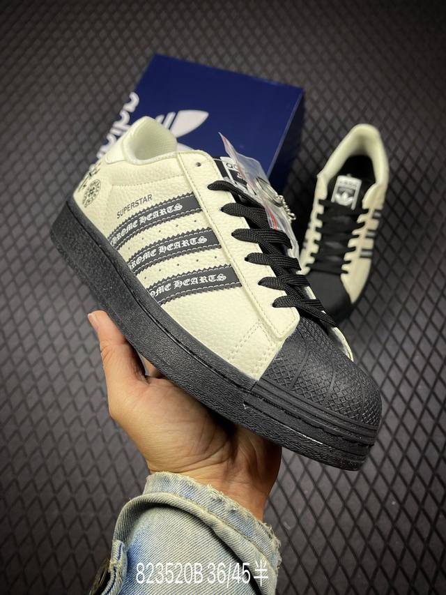 B 阿迪达斯Adidas Originals Superstar 贝壳头经典百搭休闲运动板鞋 高密度Eva发泡软缓震中底拉帮工艺 Ds0025 尺码：36-45