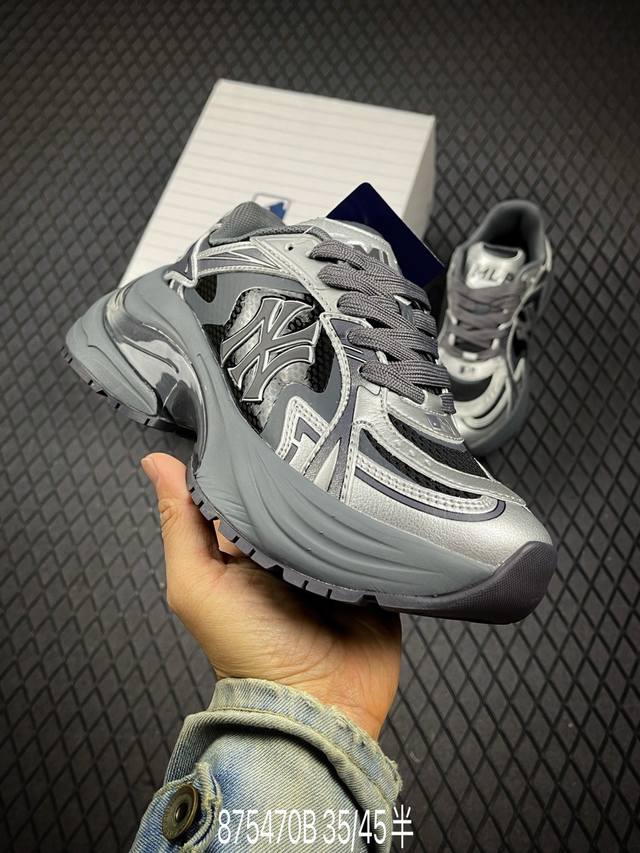 B Ny Mlb Chunky Curve Runner Enamel 纽约洋基队 厚底休闲跑鞋 货号：3Arnspe5N G 尺码：35-45 半 编码：87