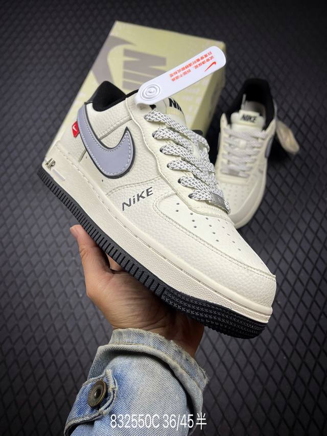 C 公司级Nike Air Force 1‘07 原楦头原纸板 打造纯正低帮空军版型 专注外贸渠道 全掌内置蜂窝气垫 原盒配件 原厂中底钢印、拉帮完美 货号:J