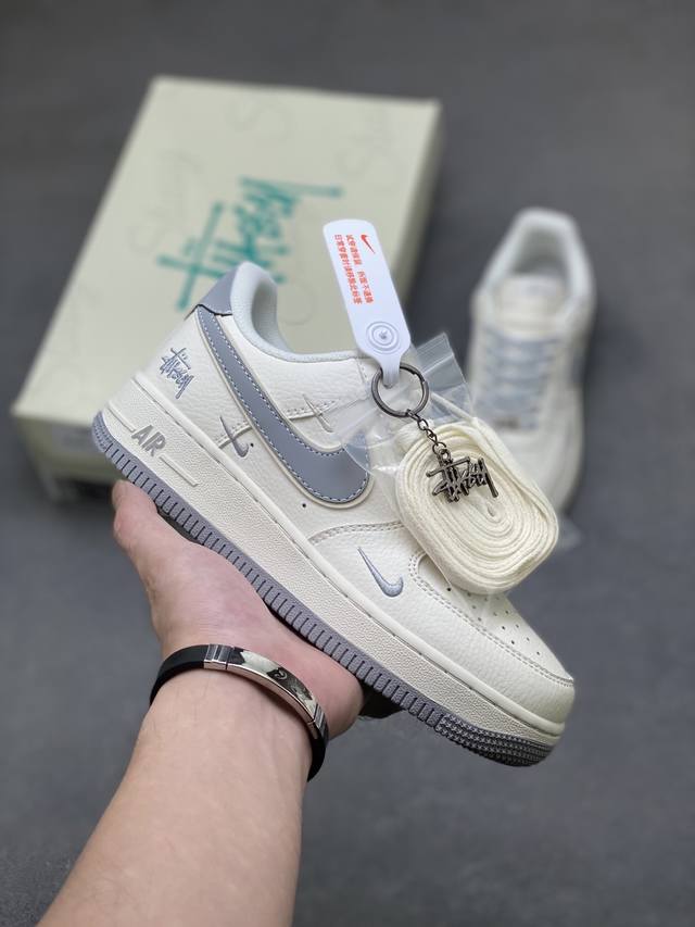 海外限量发售！公司级Nike Air Force 1 '07 Low 空军一号低帮 运动鞋 休闲鞋 折边针车 工艺难度大 原楦头原纸板 原装鞋盒 定制五金配件