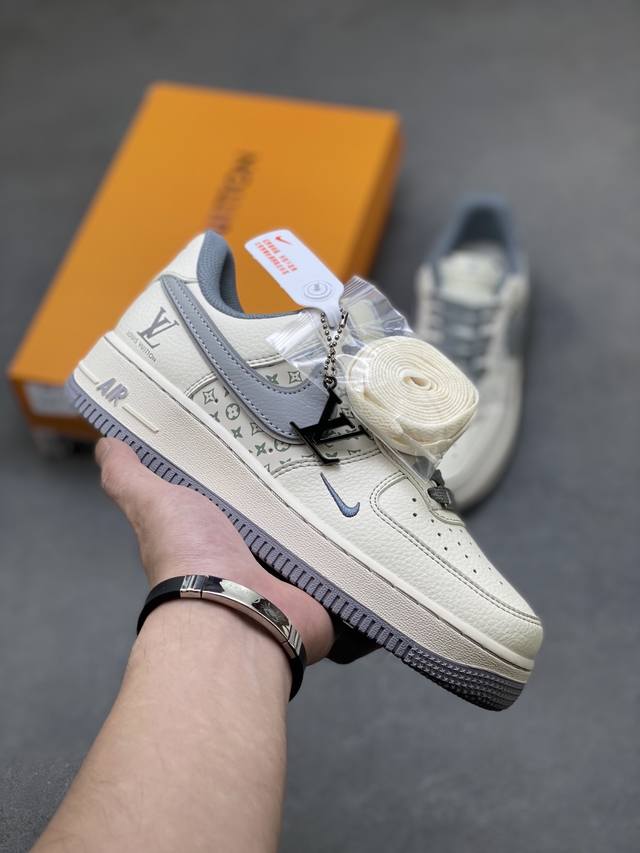 海外限量发售！公司级Nike Air Force 1 '07 Low 空军一号低帮 运动鞋 休闲鞋 折边针车 工艺难度大 原楦头原纸板 原装鞋盒 定制五金配件