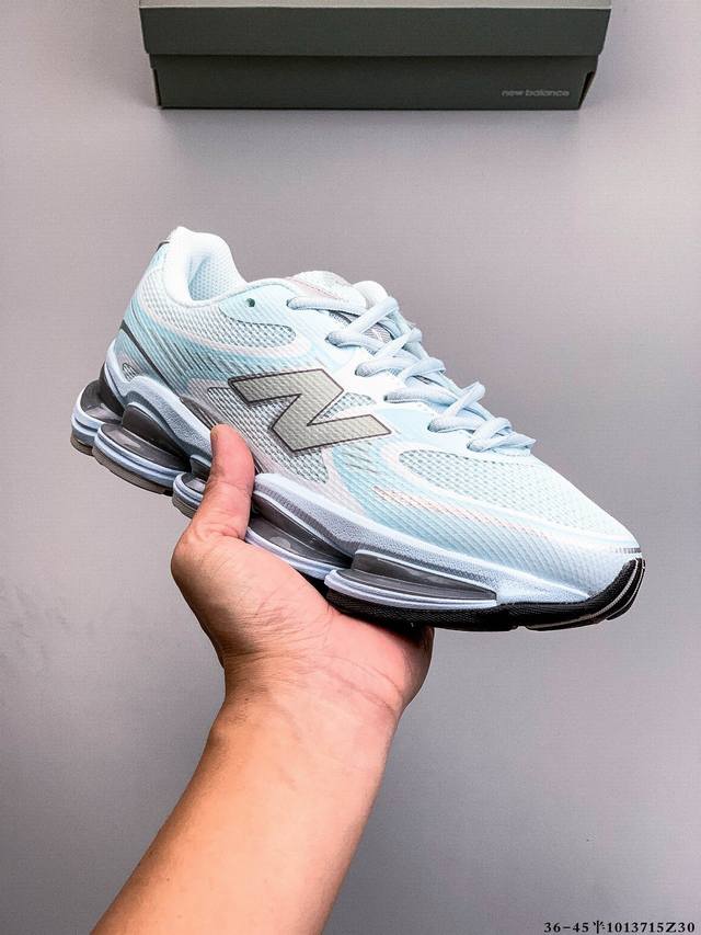 新百伦 New Balance Nb U 0Ea 运动跑步鞋。此复刻经典鞋款，加入当下大热的户外元素，以曾经篮球鞋款型式样加以打造鞋款造型。编织鞋带以及加强稳固