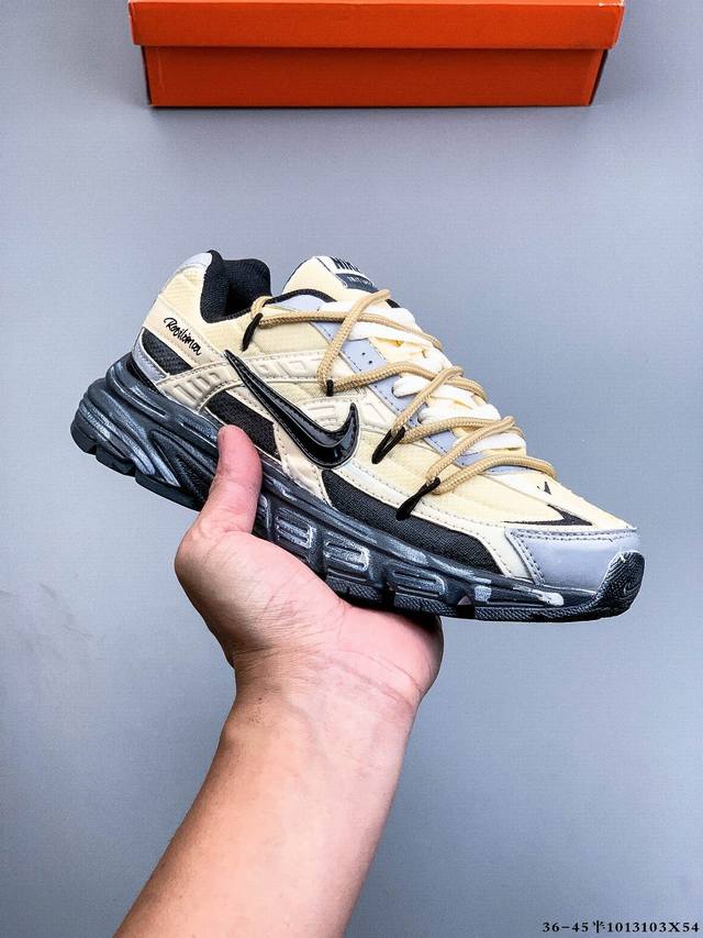 公司级！球鞋定制 Nike Initiator复古 防滑低帮男子休闲跑步鞋 鞋身线条流畅，搭配厚底设计，视觉上拉长了腿部比例。鞋面采用透气材质，适合春季多变的天