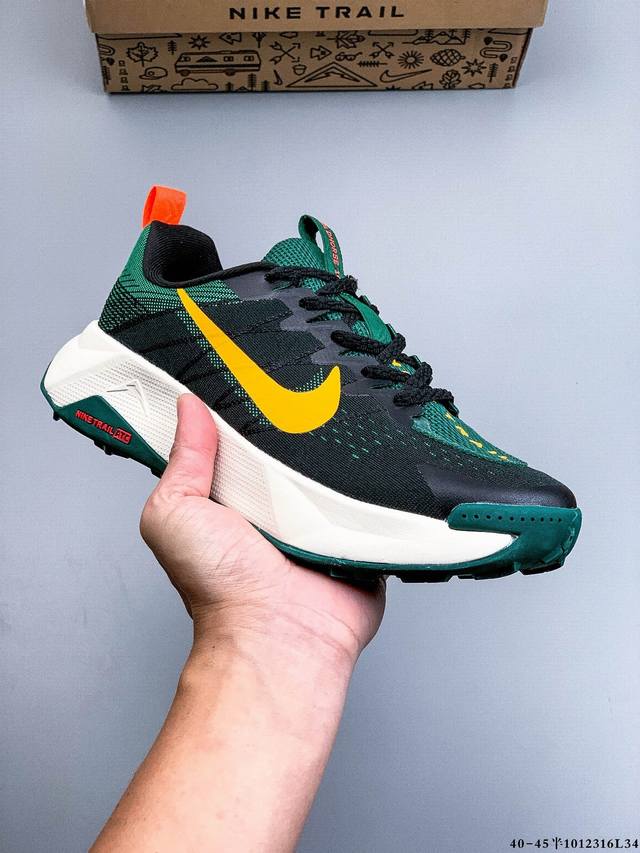 耐克Nike Reactx Wildhorse 10登月系列越野跑步鞋。兼顾迅疾外观和稳固脚感 后跟覆面和中足动态支撑巧妙融合 缔造稳定顺畅的迈步体验 1012