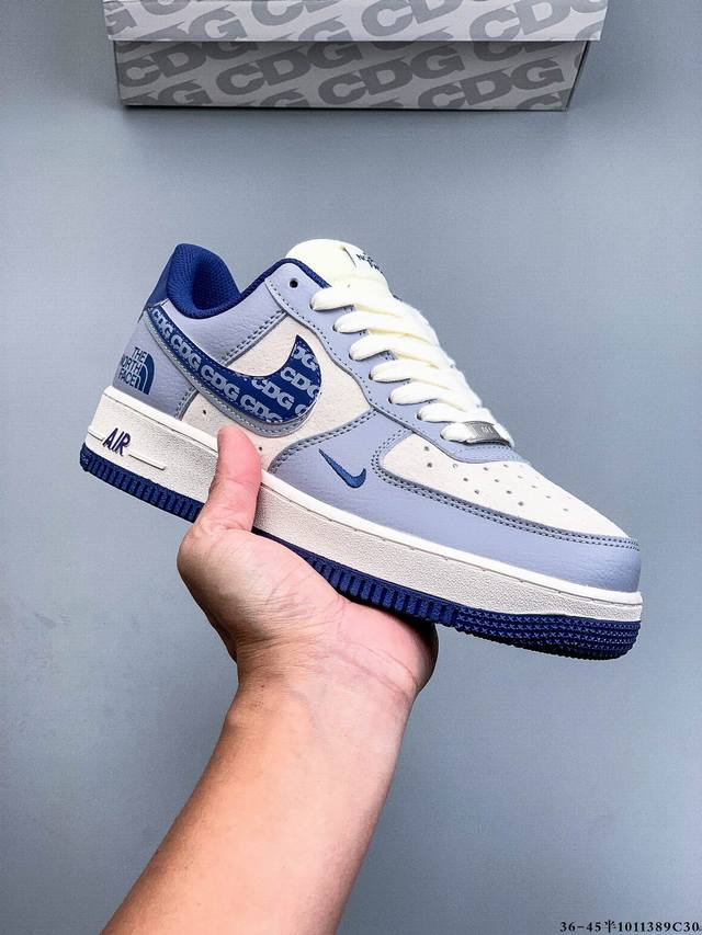 原楦数据纸版，采用硬质优质皮革鞋面材质，内置全掌Air Sole气垫。耐克 Nike Air Force 1 Low 空军一号低帮百搭休闲运动板鞋 101138