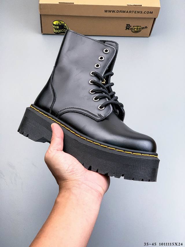 Dr. Martens 马汀博士 经典厚底高帮8孔软皮复古马丁靴 1011115X24