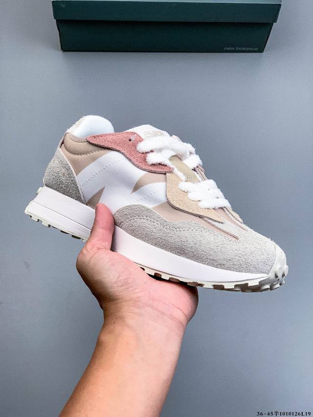 New Balance Ms327系列复古休闲运动慢跑鞋 原鞋打版 细节完美 采用尼龙及猪巴革麂皮物料拼接构成#中底高弹Pu材质及满丁防滑橡胶外底上世纪 70