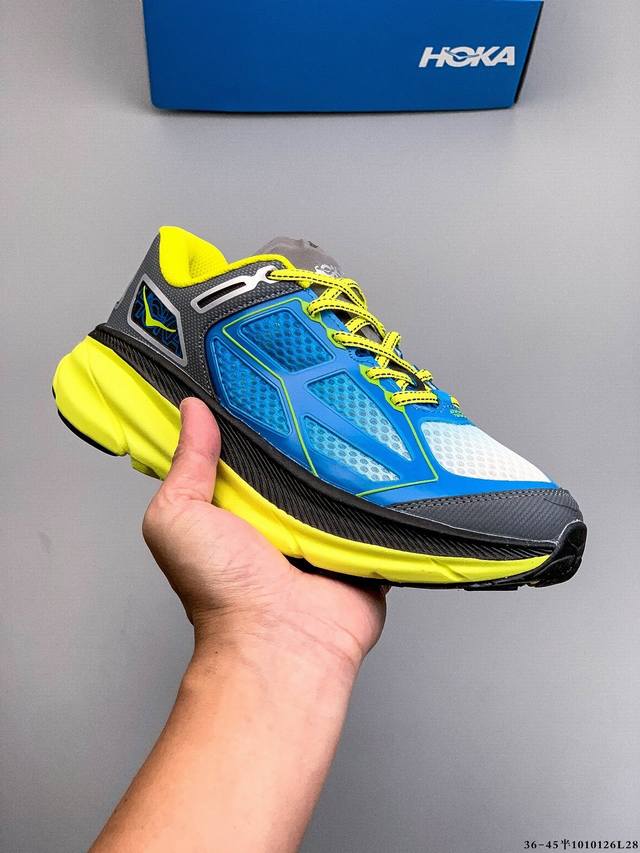 Hoka Clifton One 9 新款透气缓震运动休闲跑步鞋 全新的Clifton One9延续了2014年推出的Clifton 1的经典复古设计，同时融合