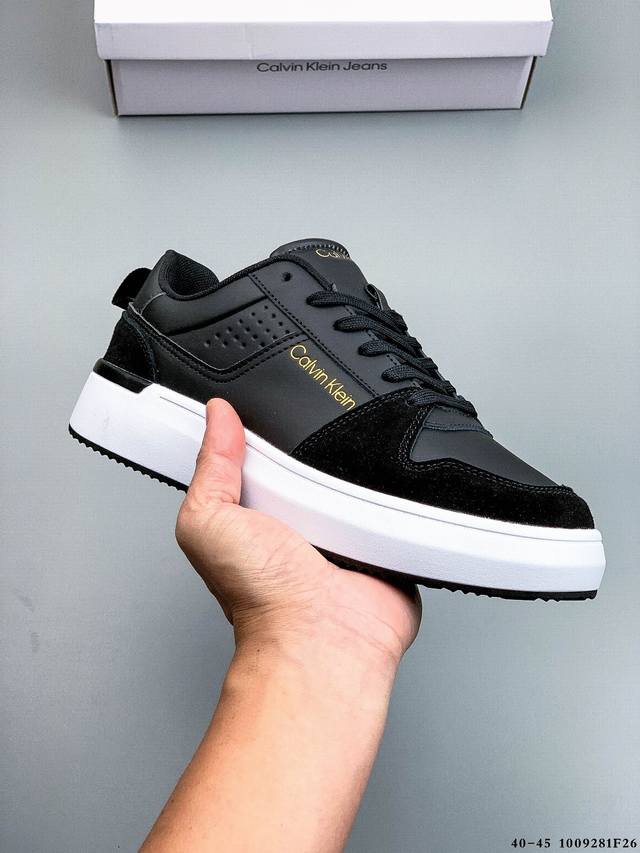 Calvin Klein Ck Jeans Ck 新款时尚百搭休闲板鞋 9281F26