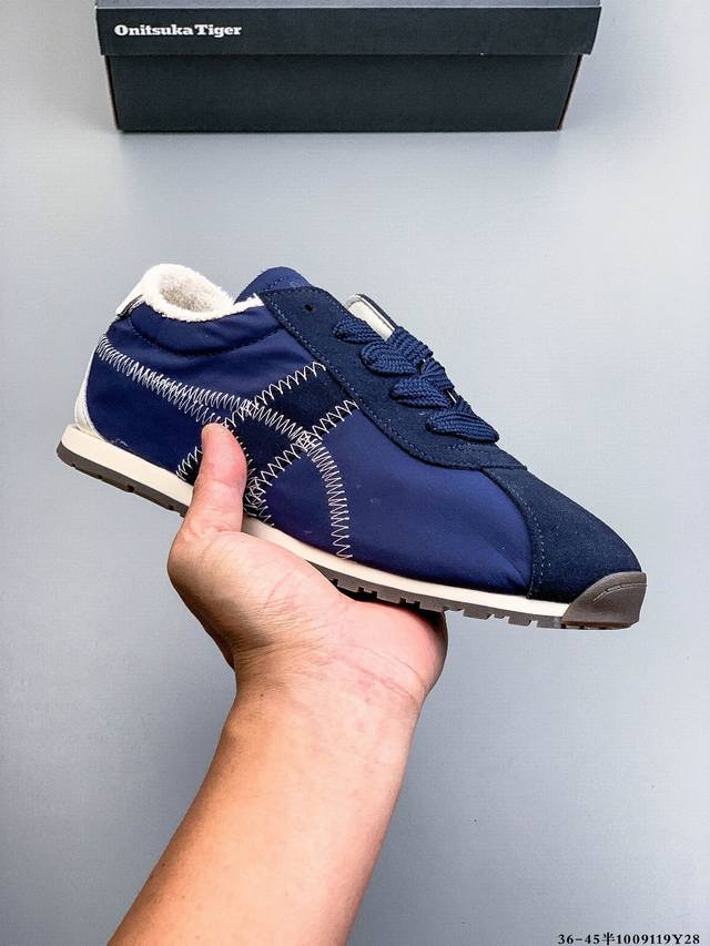 Onitsukatiger鬼塚虎全新Tiger Corsair A55鞋款 作为鬼塚虎品牌创立75周年限定之作 灵感源自1970 年代 慢跑热潮先驱的经典鞋履T