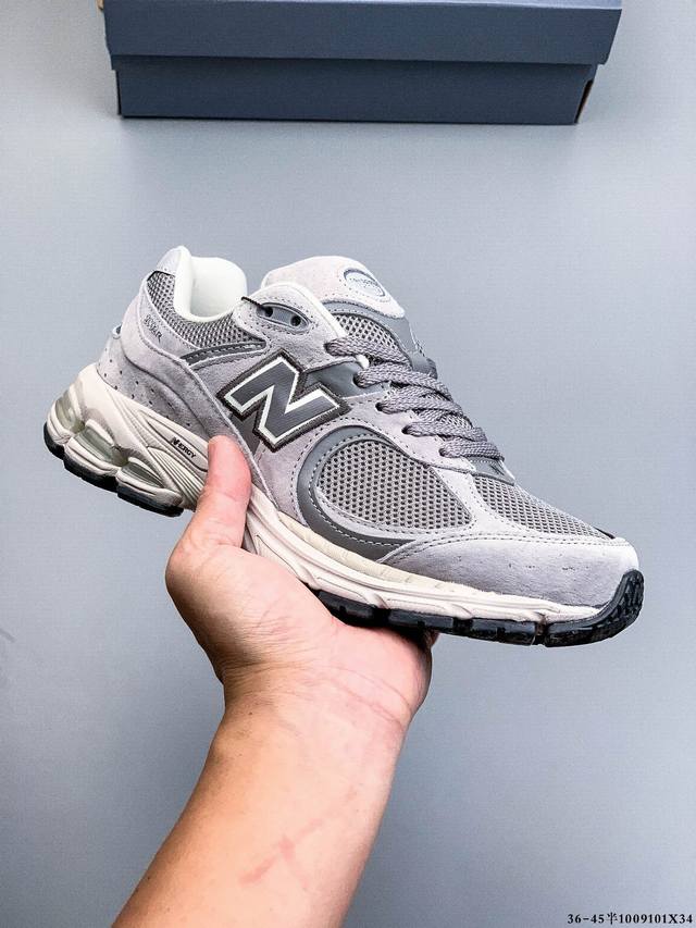 新百伦 New Balance Nb 2 复古运动鞋 Wl 2Ra全球首发专治各种不帅 鞋身轻便 舒适性相当不错 #原厂代工 正单规格生产 头层小牛皮 橡胶大底