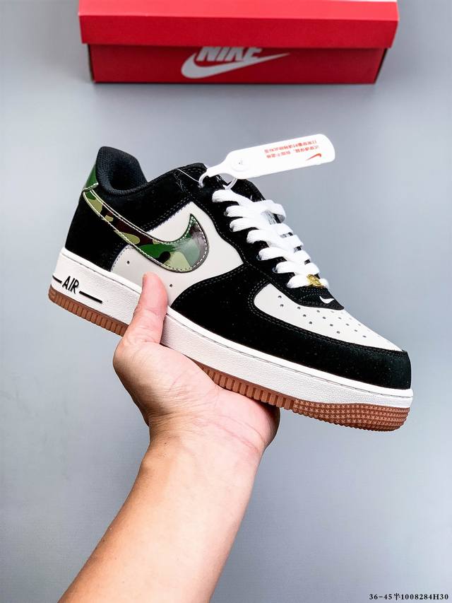 原楦数据纸版，采用硬质优质皮革鞋面材质，内置全掌Air Sole气垫。耐克 Nike Air Force 1 Low 空军一号低帮经典百搭休闲运动板鞋 1008