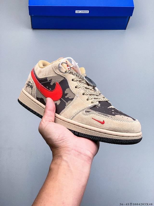 耐克Nike Air Jordan 1 Low Aj1乔1 低帮潮流缓运动休闲板鞋。Aj1 低帮拼接 完美版型真头层牛皮# 内置缓震气垫 原鞋开模 拒绝公底 购