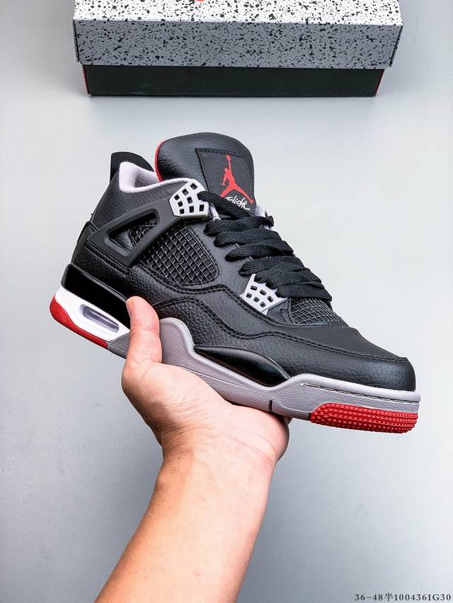 公司级头层！Air Jordan 4 Aj4代中帮复古休闲运动文化篮球鞋。秉承轻量化的速度型篮球鞋设计思想完成设计，降低重量的同时提升舒适度，中底延续前作使用了