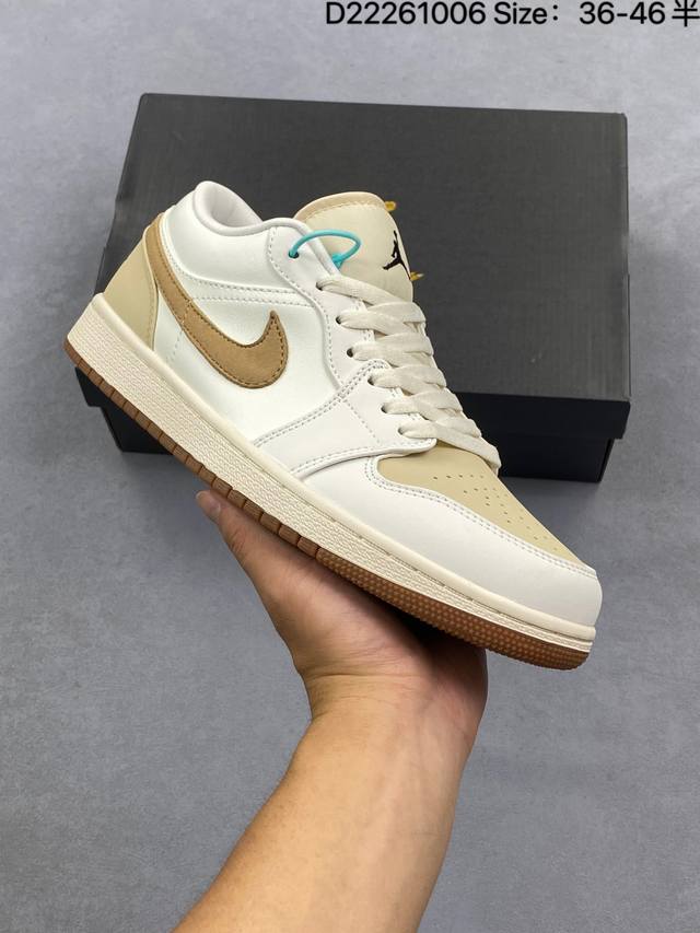 公司级Nike Air Jordan 1 Low Aj1乔1低帮休闲板鞋 同步官方配色 头层皮打造 正确满胶鞋垫 四线拉帮 原厂织唛标 鞋舌高弹海绵填充 官方货