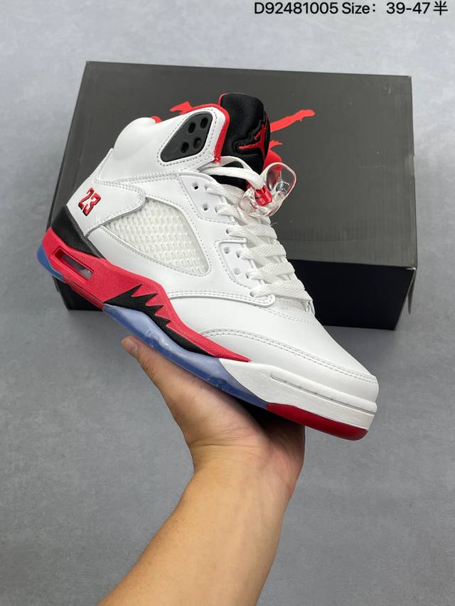 简介：公司级Nike Air Jordan 5 Retro High 耐克 迈克尔 乔丹 Aj5 减震防滑篮球鞋 官方货号:Hq7978-101 尺码：39-4
