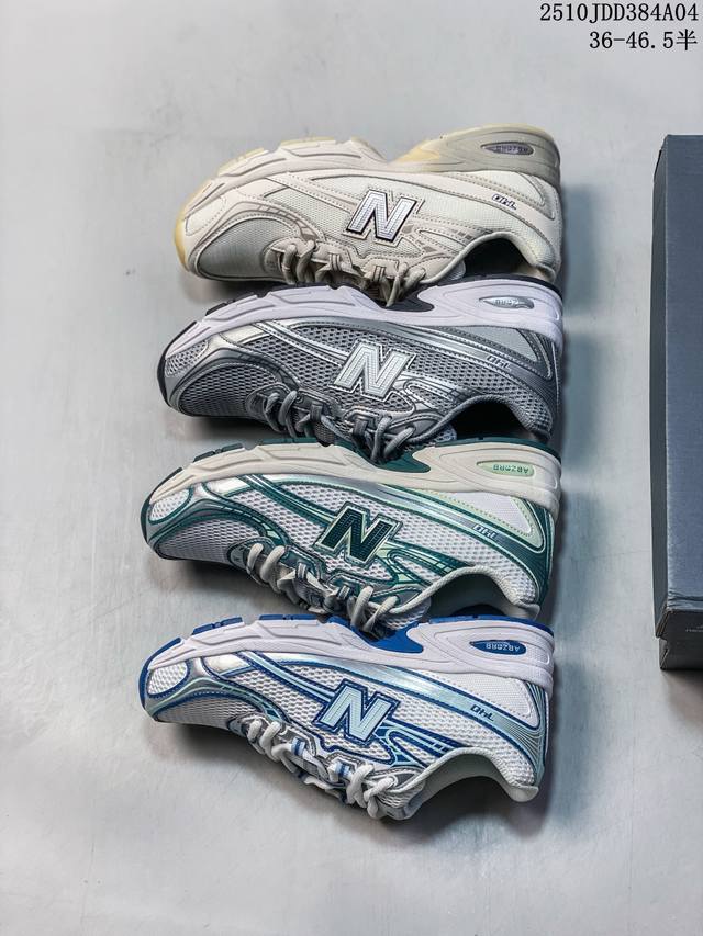 特价 New Balance 新百伦 男女鞋真标半码制，原楦开发版型，采用纤维牛剖革拼接透气网眼衬垫织物鞋面材质，独立3层组合中底，外置防滑耐磨橡胶大底复刻千禧