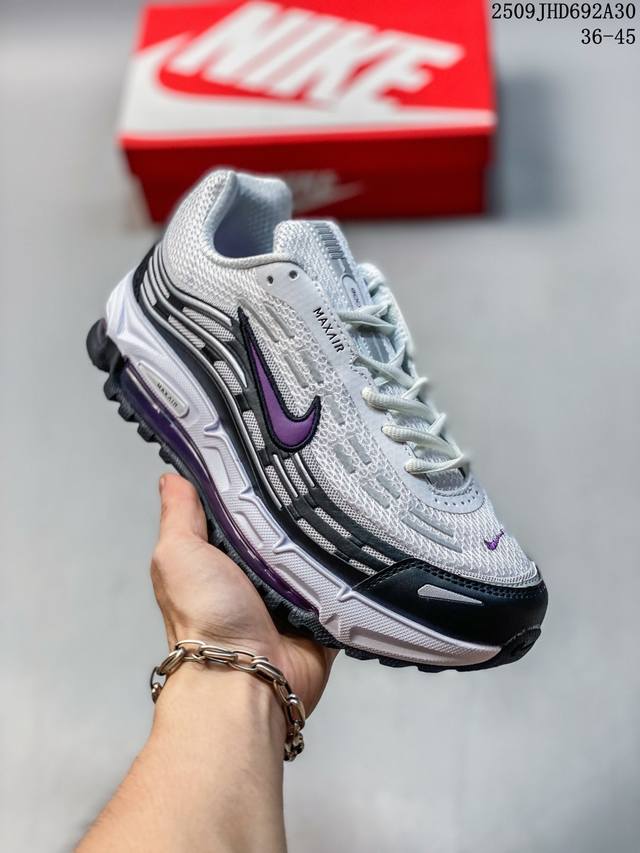 耐克 Nk 马拉松2代二代 Nike Zoomx Vaporfly Next% 2 最强跑鞋潮男女士运动鞋 。这款新一代最强跑鞋在鞋面和鞋底都进行了全方位升级。