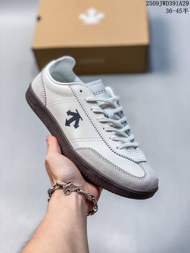 Descente迪桑特 Court Sb 开拓者低帮百搭休闲运动板鞋 910560Asuoi半 36-45 编码：09Jwd391A29