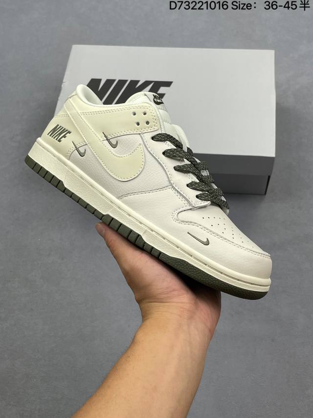 Nike 耐克 男女鞋真标半码制，全新 版更新数据窄楦翘头版型，采用粒面牛剖革鞋面材质，缜密拉帮中底布，鞋垫嵌Eva缓震物料及背胶，全新窄版翘头耐磨橡胶大底创意