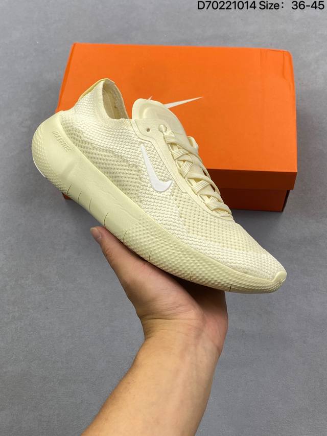 耐克 赤足 Nike Free 2025舒适百搭防滑耐磨低帮跑步鞋，以Flyknit飞织鞋面提供分区弹性与透气性，外底凹槽设计随步伐动态调整，双密度中底兼顾缓震