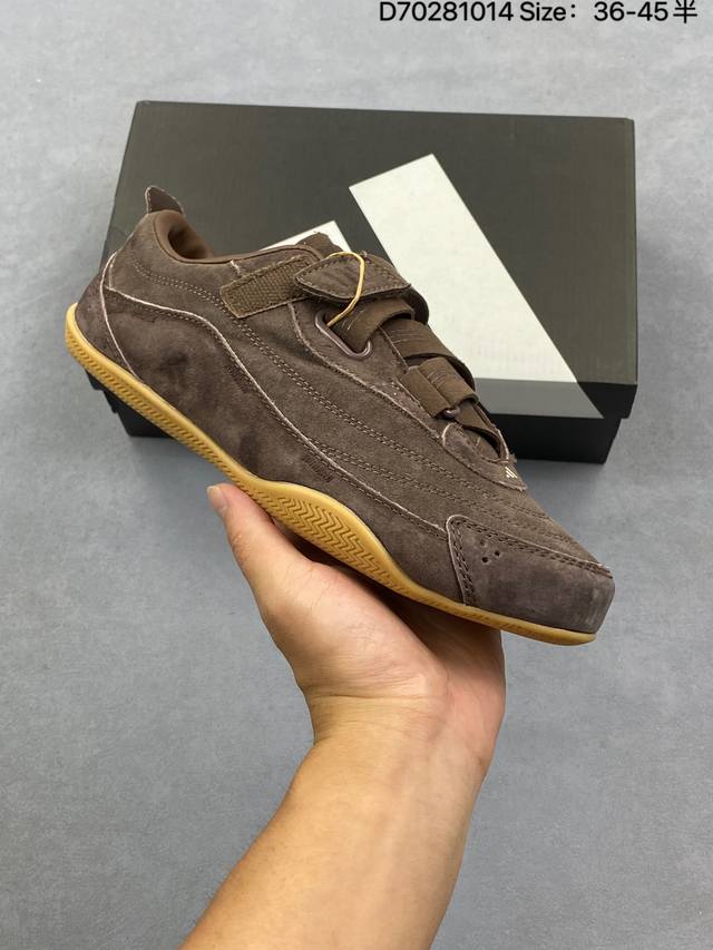 阿迪达斯Adidas Fos Urban Reverie舒适时尚 阿迪Fos芭蕾鞋 设计感特别强 中底廓形设计结合了两种缓震技术绑带设计整体线条优美 显脚瘦虽然