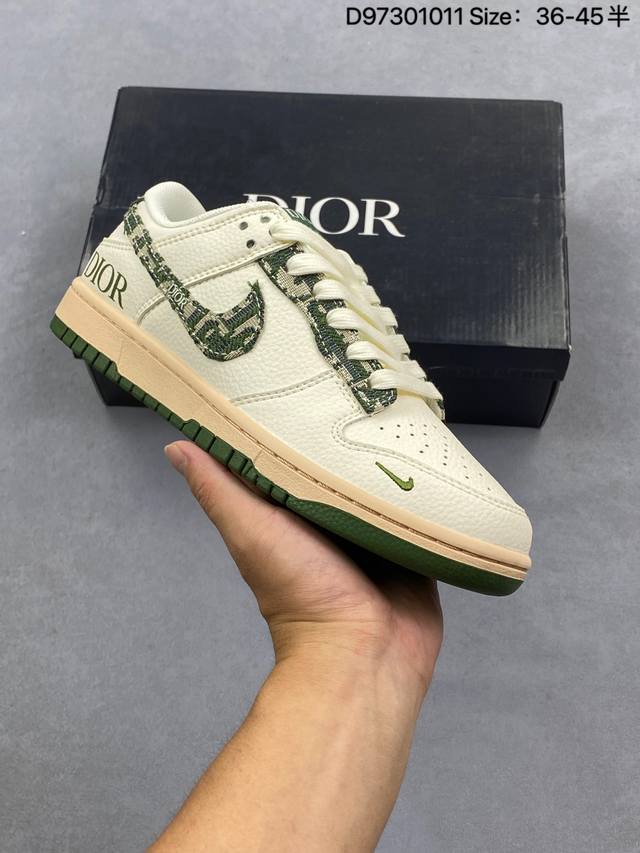 特价 公司级Nike Dunk Low Retro ‘Diy高端定制’耐克 低帮休闲运动板鞋 原装头层材料 用料绝不含糊 独家版型蒸餾加工帶來的是更好的视觉和脚