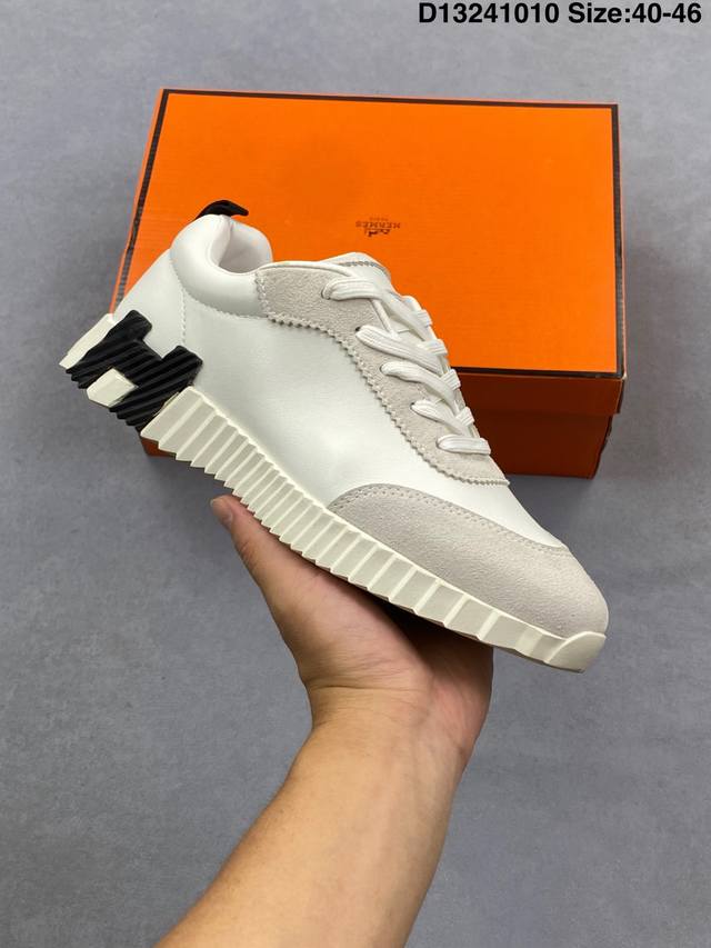 合集 Hermes爱马仕 Bouncing 小牛皮 圆头系带 低帮 生活休闲鞋 男款 白色 尺码：如图 编码：D13241010